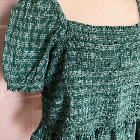NWOT J.Crew Factory Green Plaid Short Sleeve Flannel Smocked Top - Picture 4 of 9